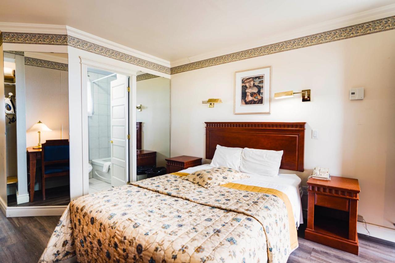 Auberge Harris Saint-Jean-sur-Richelieu Eksteriør billede